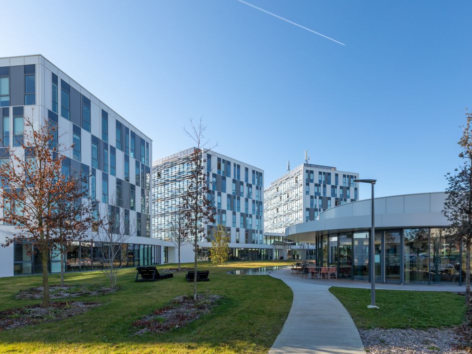 Campus Orange / Orange Tolosa - Bat C, B, A depuis rue interieure