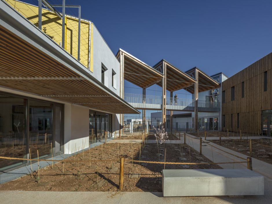 Giraud Groupe Scolaire M. BEJART