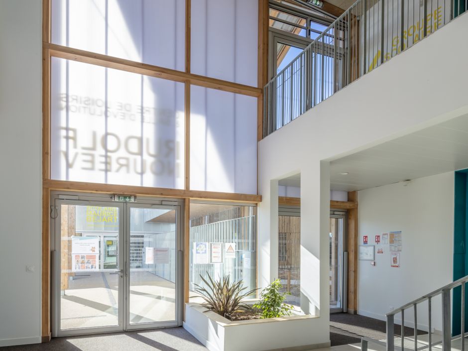 Giraud Groupe Scolaire M. BEJART